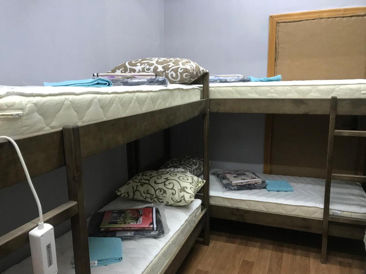 Ararat-Demeevskaya Hostel 키예프 외부 사진