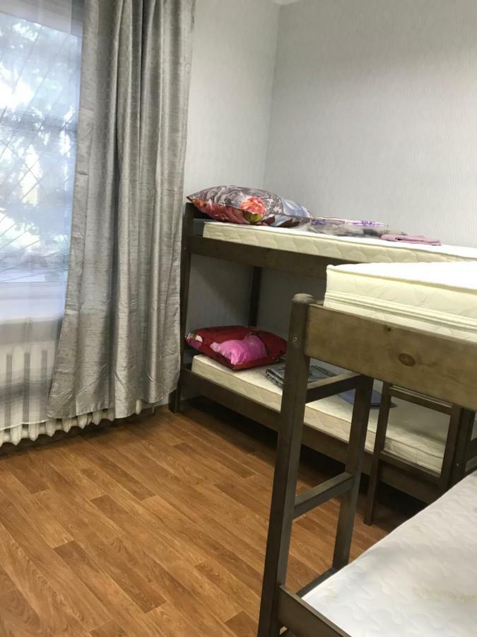 Ararat-Demeevskaya Hostel 키예프 외부 사진