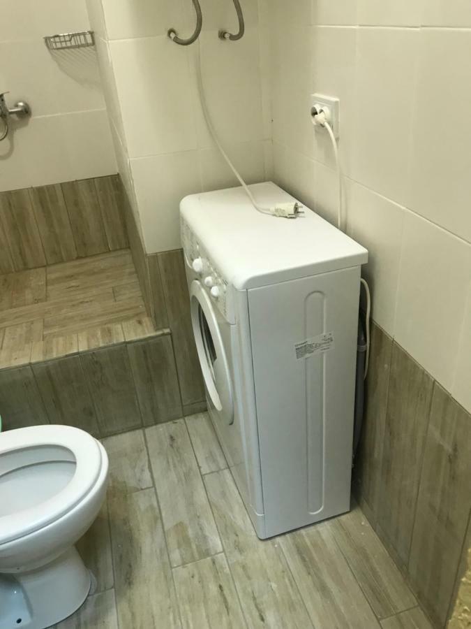 Ararat-Demeevskaya Hostel 키예프 외부 사진