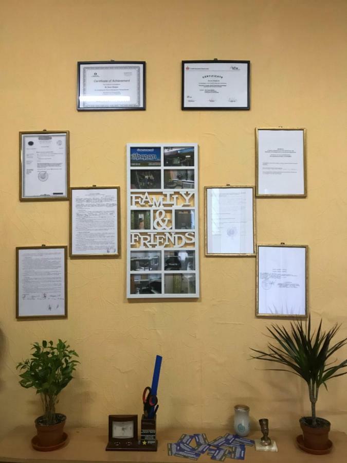 Ararat-Demeevskaya Hostel 키예프 외부 사진